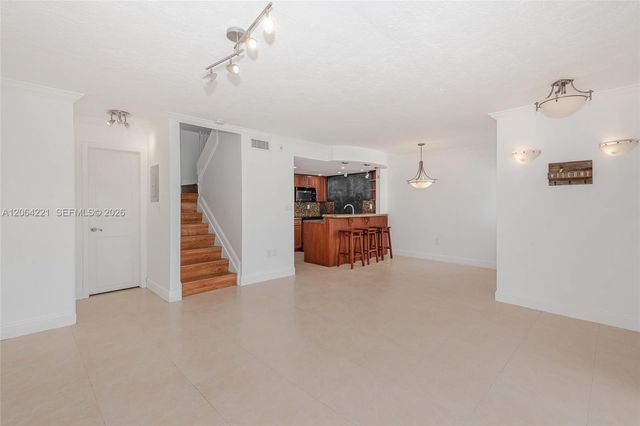 4520 SW 68th Ct Cir 25-5, Miami, FL 33155