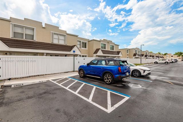4520 SW 68th Ct Cir 25-5, Miami, FL 33155