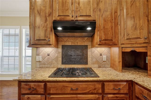 1909 Debbie Drive, Bryan, TX 77802