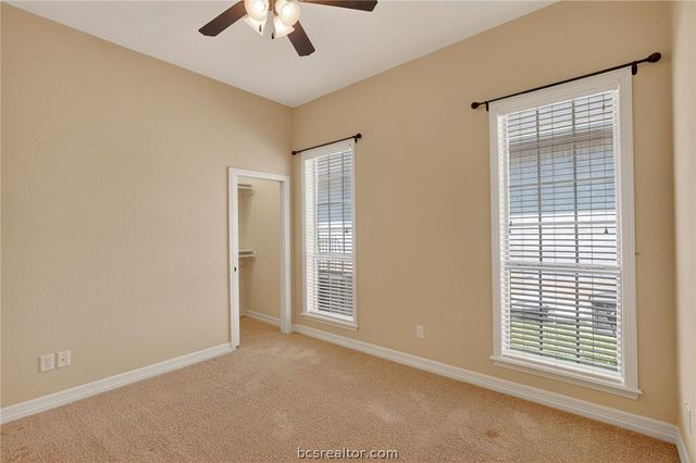 1909 Debbie Drive, Bryan, TX 77802