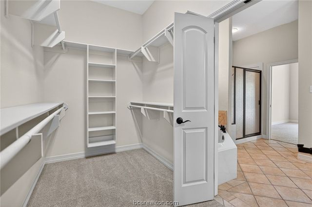 1909 Debbie Drive, Bryan, TX 77802