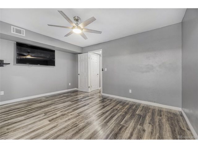 540 S Forest St 3-202, Denver, CO 80246