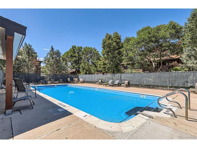 540 S Forest St 3-202, Denver, CO 80246