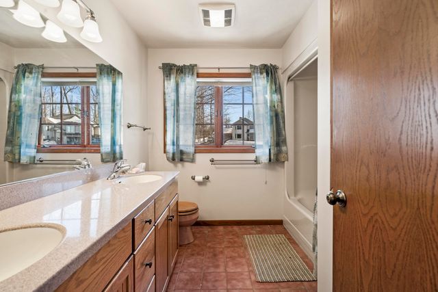 5270 N Liberty, Traverse City, MI 49685