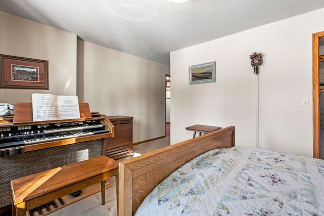 5270 N Liberty, Traverse City, MI 49685