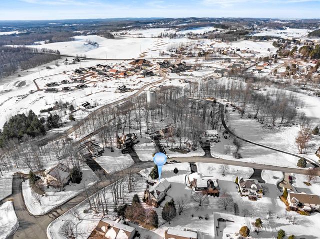 5270 N Liberty, Traverse City, MI 49685