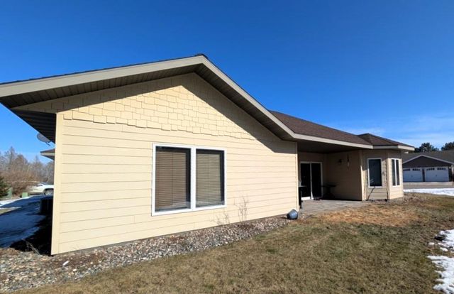 4240 Irvine Avenue NW 34, Bemidji, MN 56601