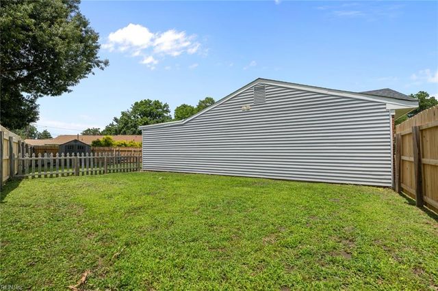 5513 Lake RD, Suffolk, VA 23435