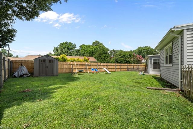 5513 Lake RD, Suffolk, VA 23435