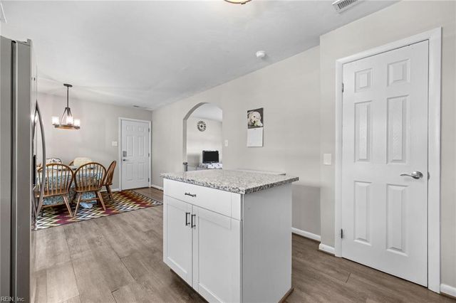 5513 Lake RD, Suffolk, VA 23435