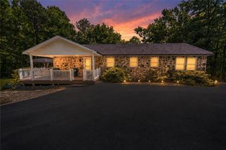 55 Molenda Circle, Franklin Twp, PA 18235