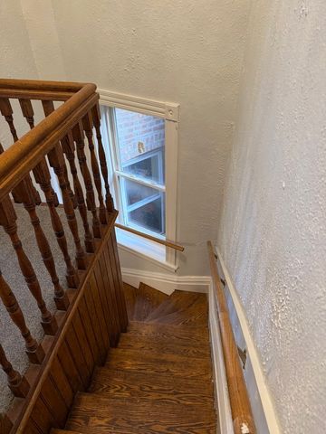4104 S Lake Park Avenue, Chicago, IL 60653