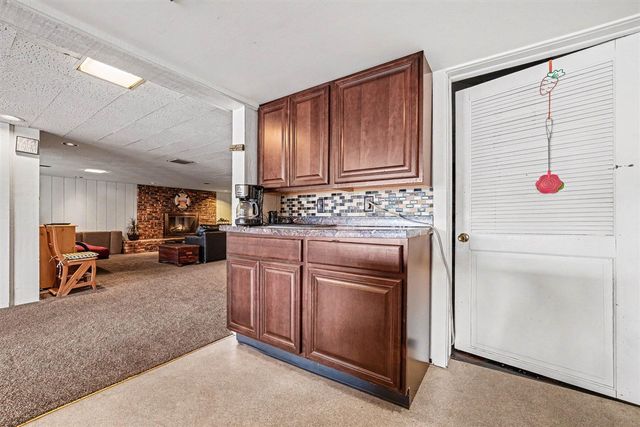 50575 W Lakeshore Drive, Dowagiac, MI 49047