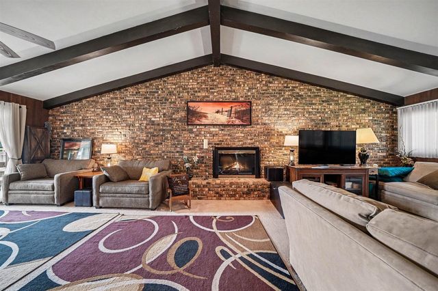 50575 W Lakeshore Drive, Dowagiac, MI 49047