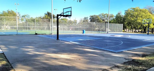 2231 Ridgedale Drive, Carrollton, TX 75006