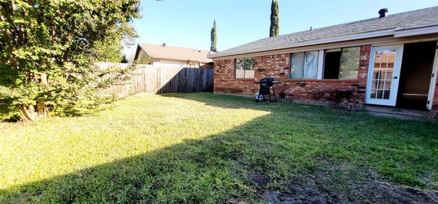 2231 Ridgedale Drive, Carrollton, TX 75006