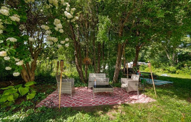 8 Wickman Dr, Gardner, MA 01440