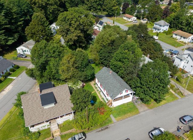 8 Wickman Dr, Gardner, MA 01440