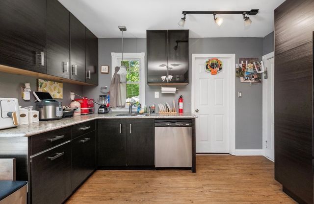 8 Wickman Dr, Gardner, MA 01440