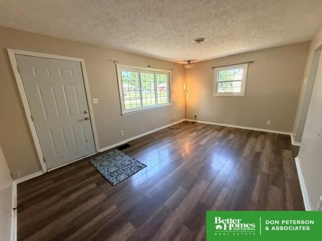 1930 N Platte Avenue, Fremont, NE 68025