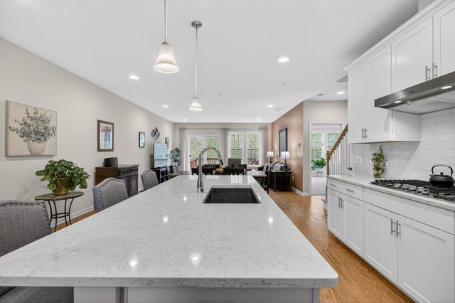 87 Shannon Way 86, Upton, MA 01568