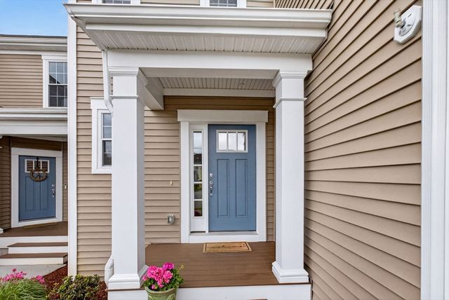 87 Shannon Way 86, Upton, MA 01568