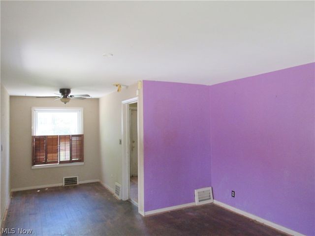 25250 Treadwell Avenue, Euclid, OH 44117