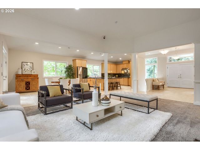 4403 W BURNSIDE Rd, Portland, OR 97210