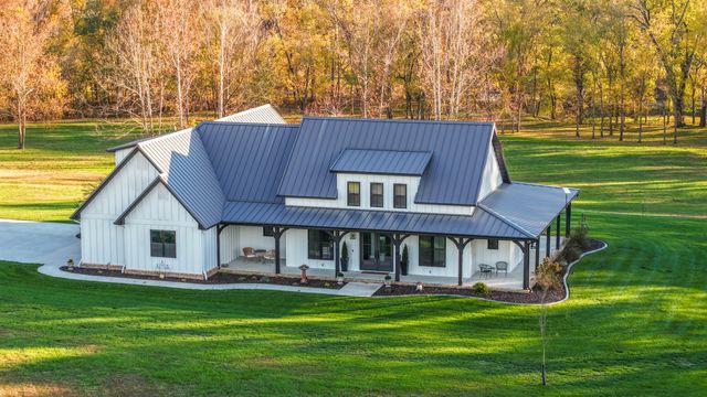 236 Riverside Drive, Galena, MO 65656