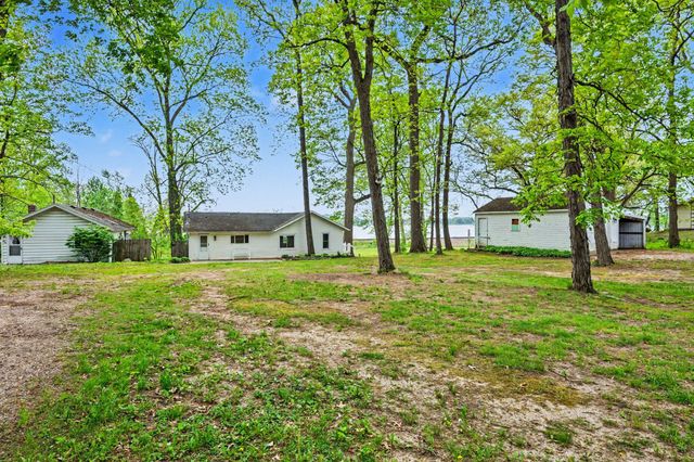 6550 E T U Avenue, Brady Twp, MI 49097
