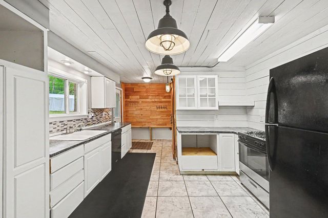 6550 E T U Avenue, Brady Twp, MI 49097
