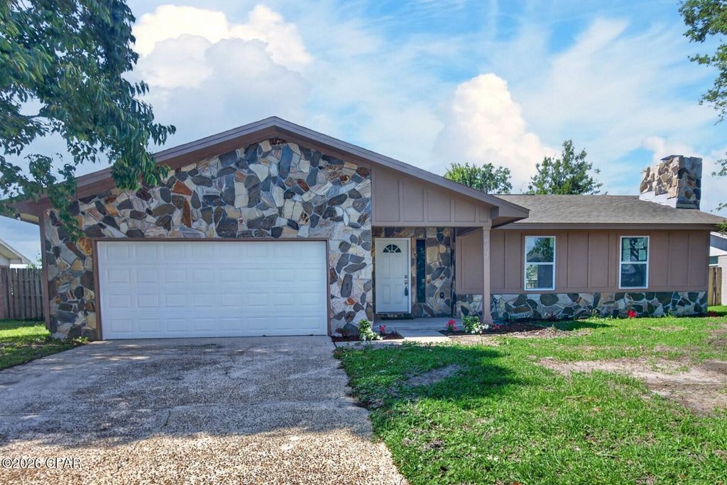 6102 Stephanie Drive, Panama City, FL 32404