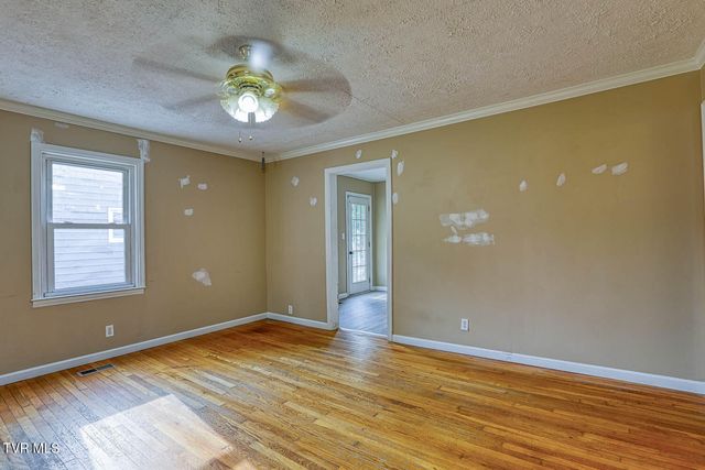 2012 Holly Street, Kingsport, TN 37660
