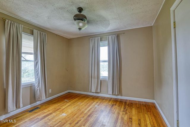 2012 Holly Street, Kingsport, TN 37660