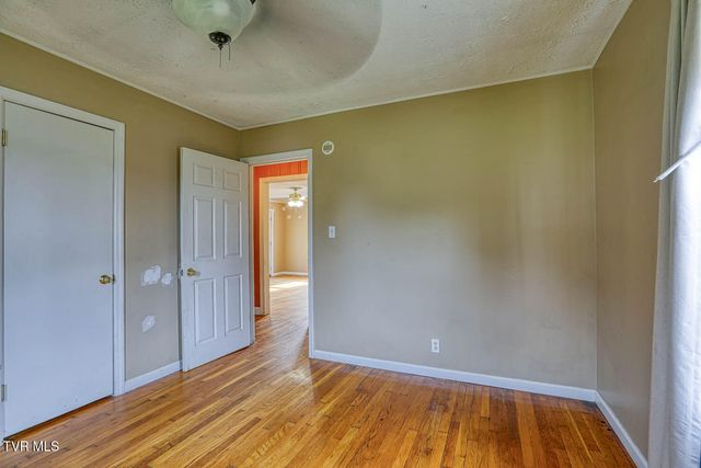 2012 Holly Street, Kingsport, TN 37660