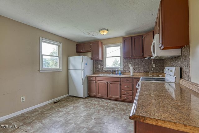 2012 Holly Street, Kingsport, TN 37660