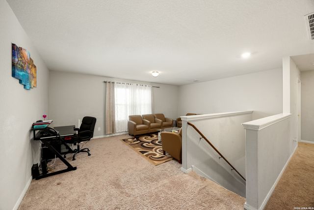 11815 Wolf Cyn, San Antonio, TX 78252