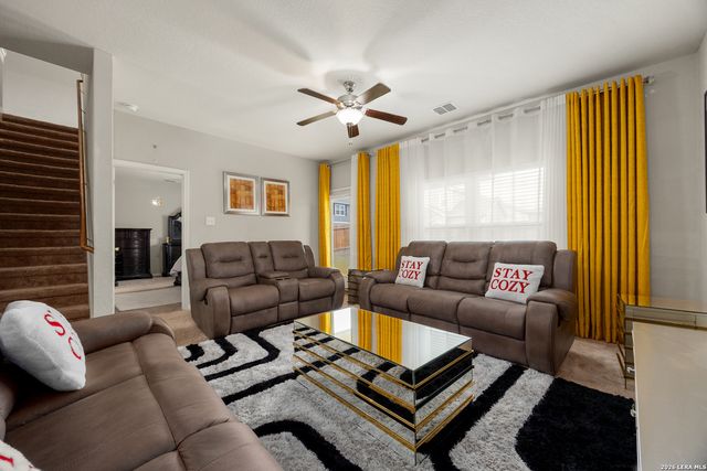 11815 Wolf Cyn, San Antonio, TX 78252