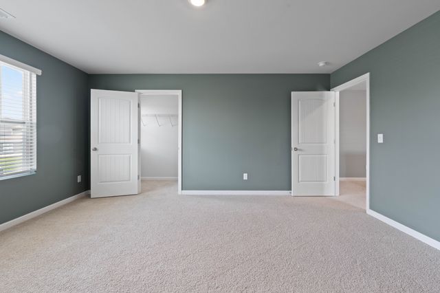 7137 Sunny Parks Dr, White House, TN 37188