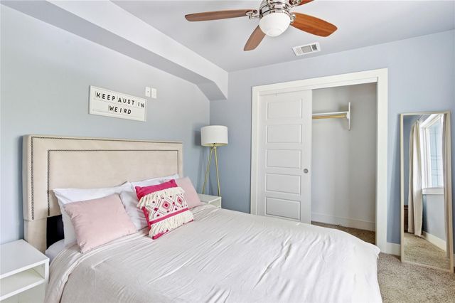 2202 Willow ST B, Austin, TX 78702