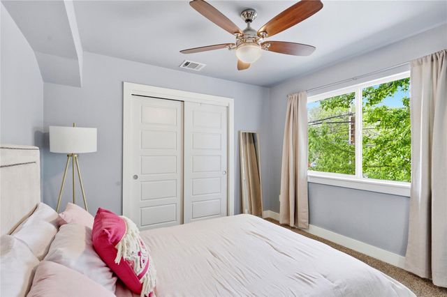 2202 Willow ST B, Austin, TX 78702