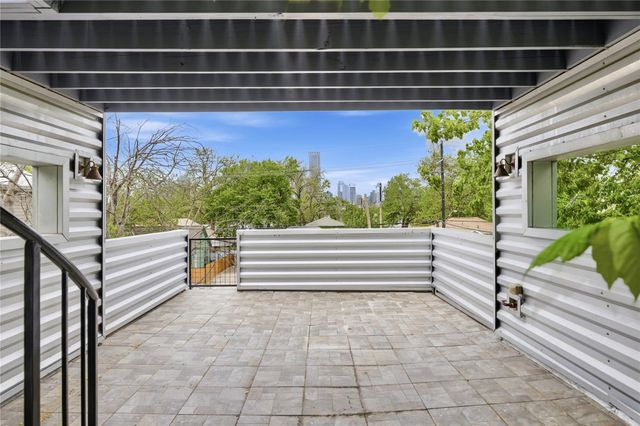 2202 Willow ST B, Austin, TX 78702