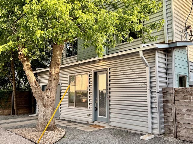 2202 Willow ST B, Austin, TX 78702