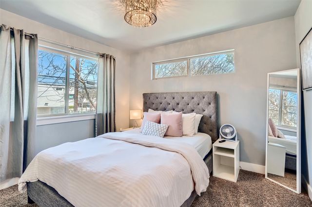 2202 Willow ST B, Austin, TX 78702