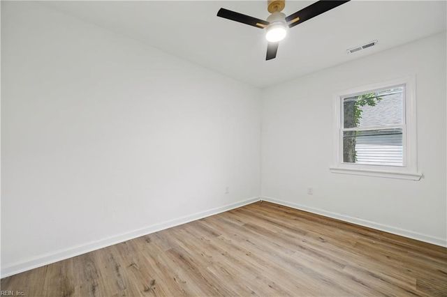 123 Ash AVE, Newport News, VA 23607