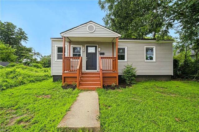 123 Ash AVE, Newport News, VA 23607