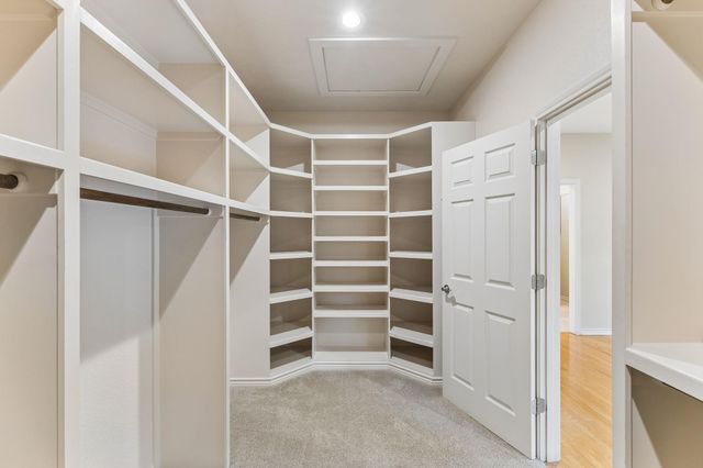340 Columbine ST, Meadowlakes, TX 78654