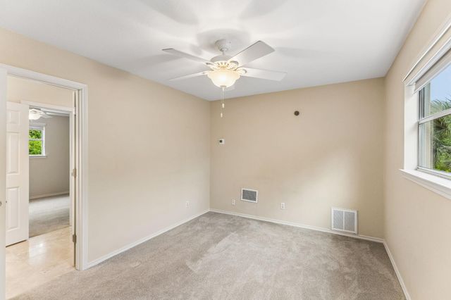 340 Columbine ST, Meadowlakes, TX 78654
