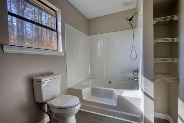 85 Valley Drive, Stockbridge, GA 30281