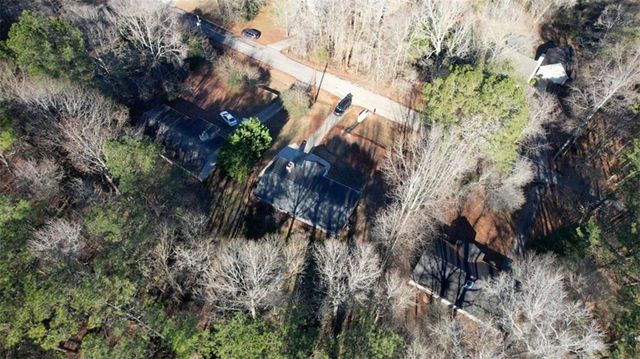 85 Valley Drive, Stockbridge, GA 30281